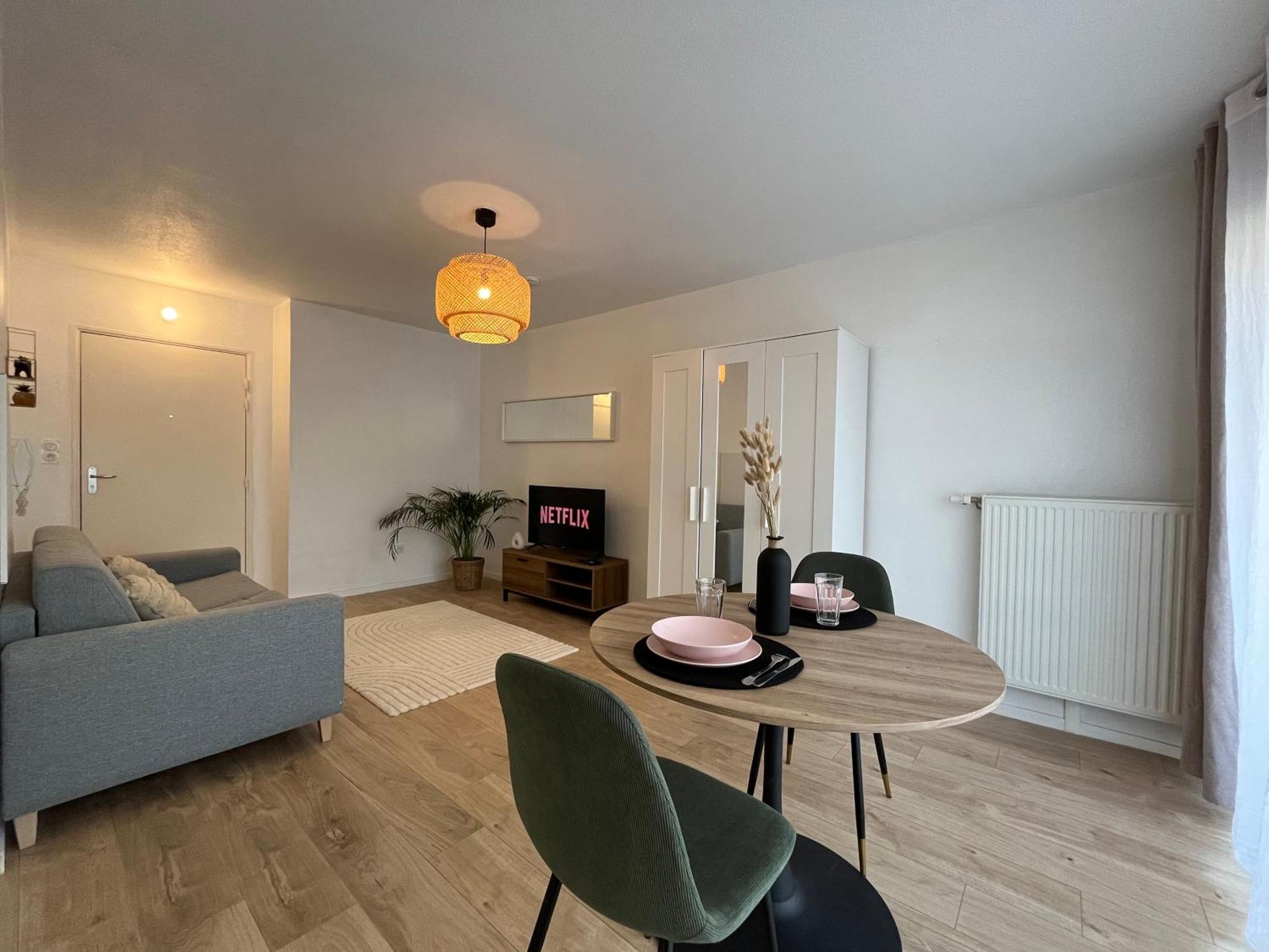 Petit Cocon Paisible Apartment Le Mans Ngoại thất bức ảnh